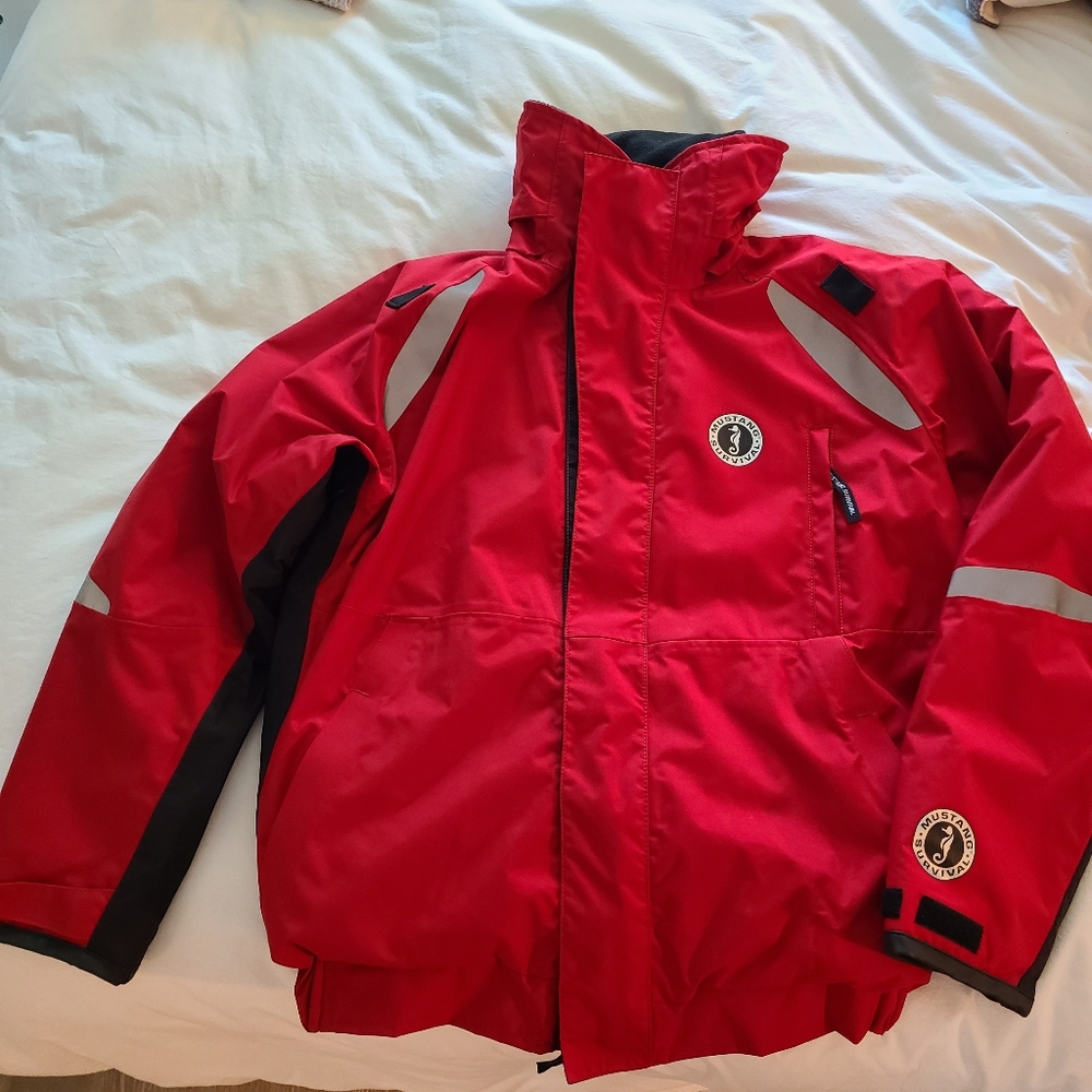 XL Mustang survival catalyst floatation jacket